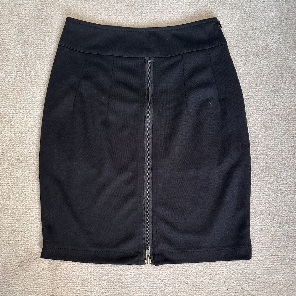 Xs Black mini skirt